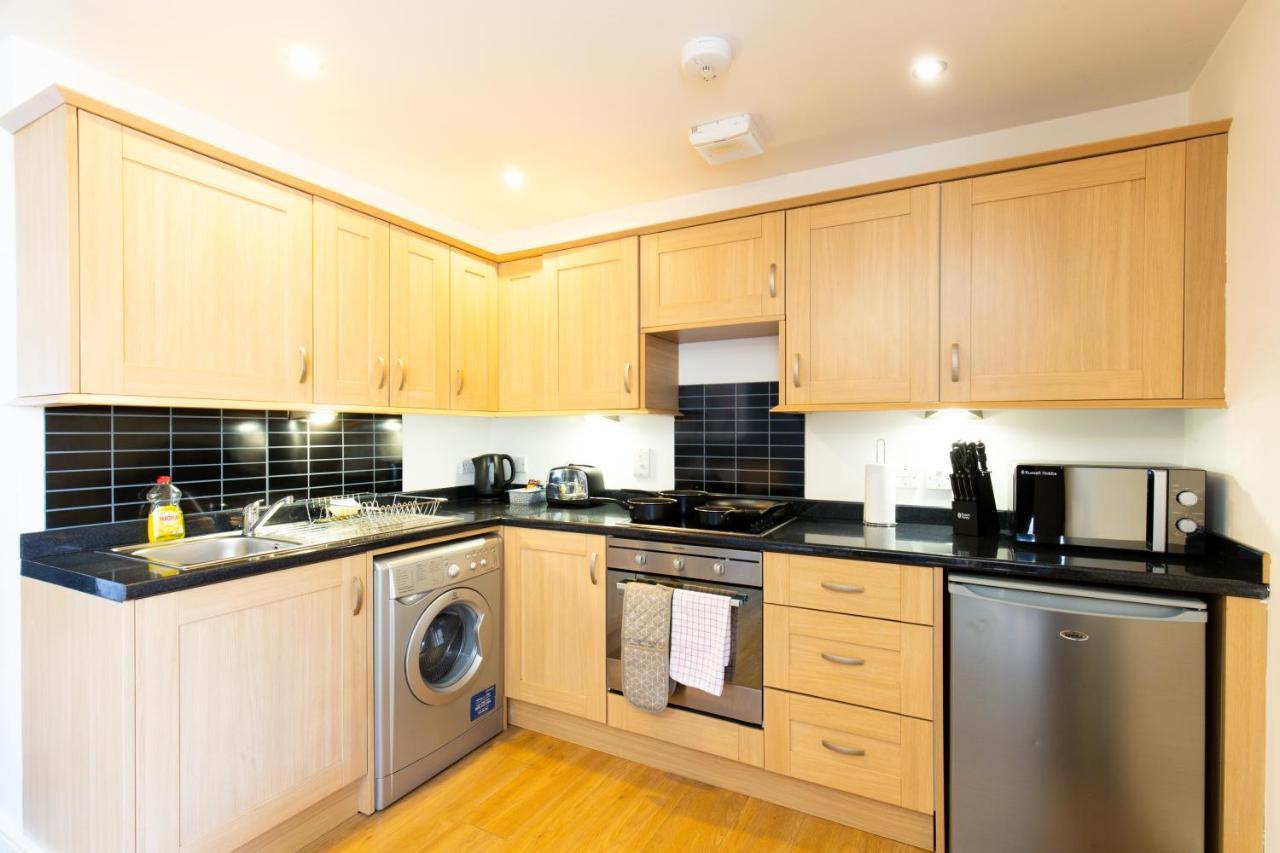 Velvet 1-Bedroom Apartment, Clockhouse, Hoddesdon Exterior foto