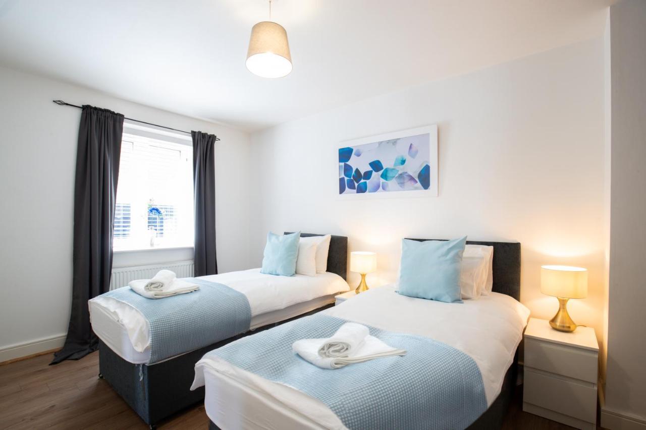 Velvet 1-Bedroom Apartment, Clockhouse, Hoddesdon Exterior foto